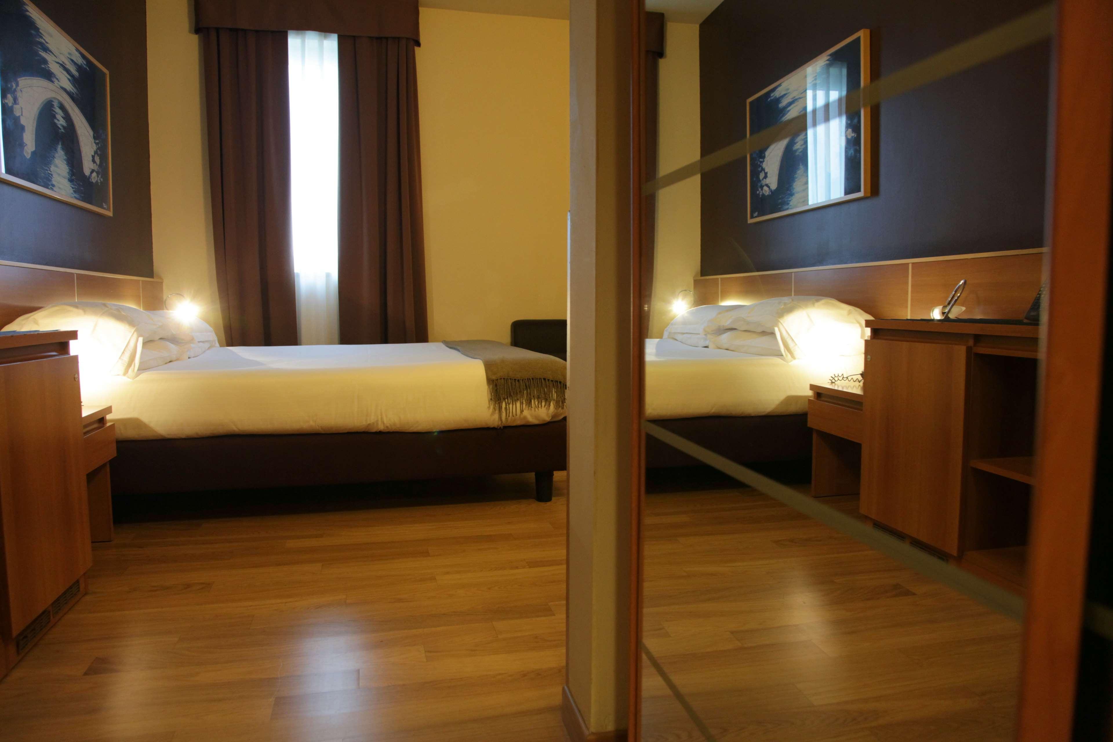 Best Western Hotel Tre Torri Altavilla Vicentina Esterno foto